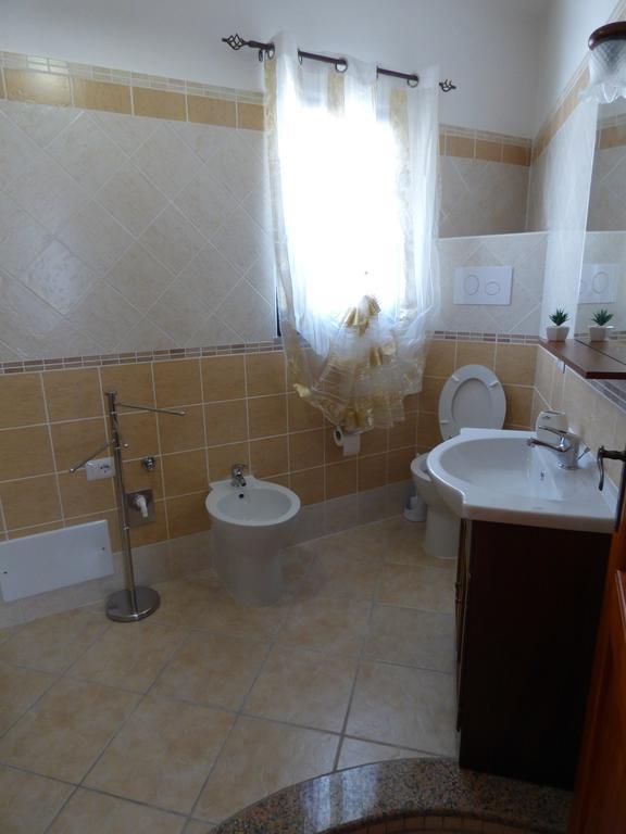 B&B Baia Turchese Porto Ottiolu Szoba fotó
