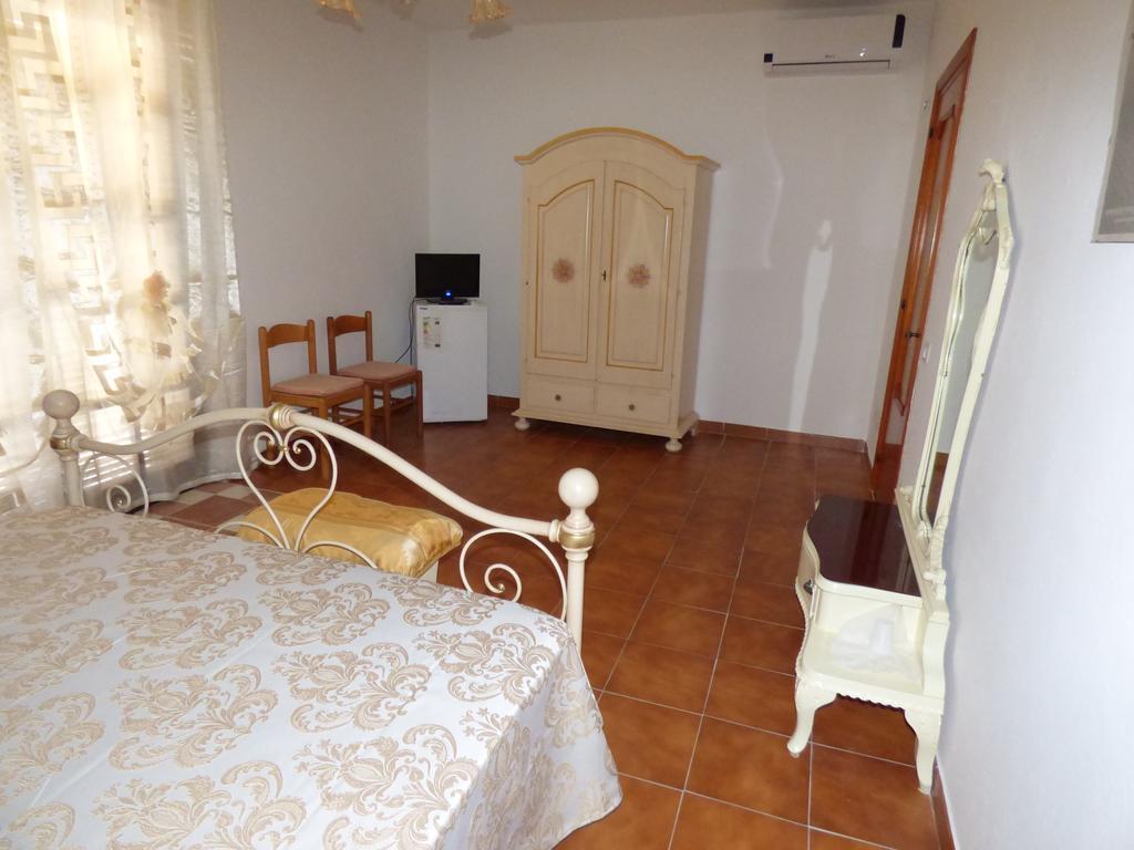 B&B Baia Turchese Porto Ottiolu Szoba fotó